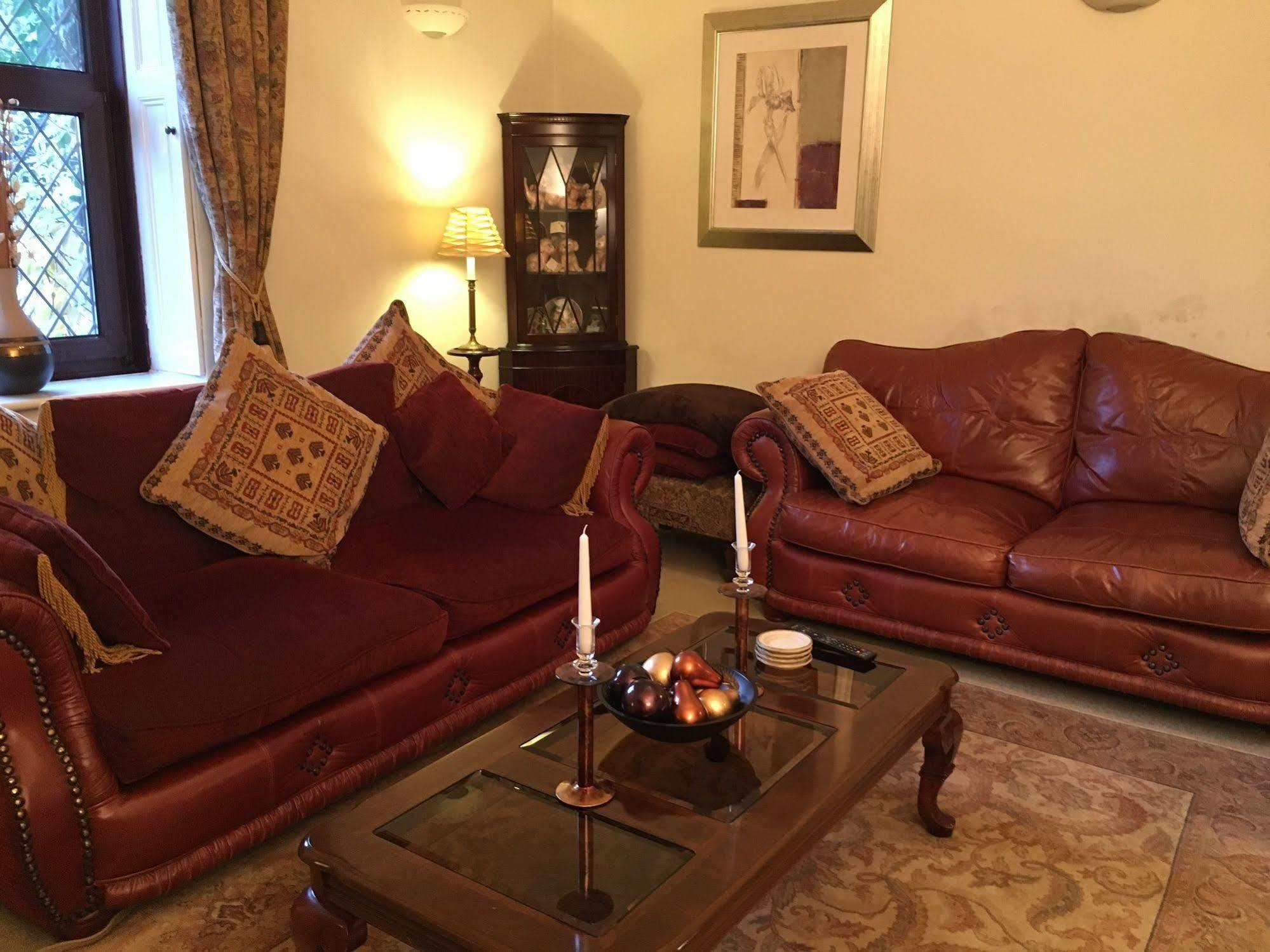 Bridge Farm Hotel Leeds  Extérieur photo